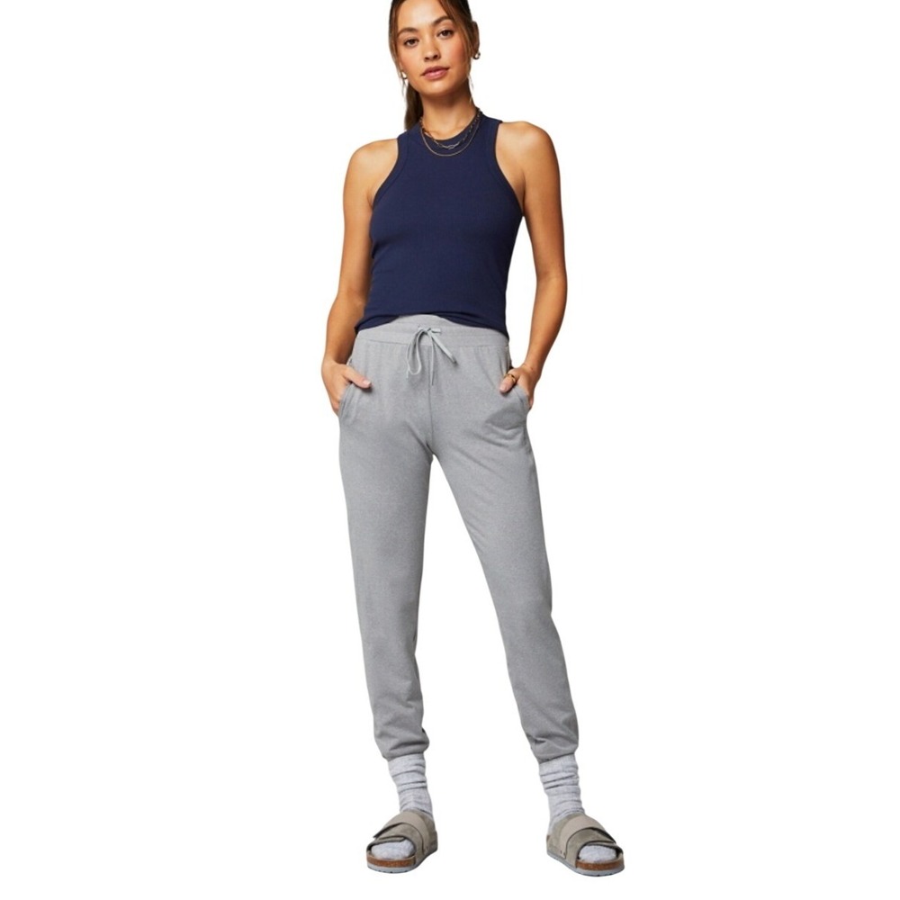 Fabletics Cloud Womens Heather Gray Drawstring Joggers Sweatpants Medium NEW $80